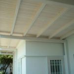 Tetto in legno lamellare interno casa moderna